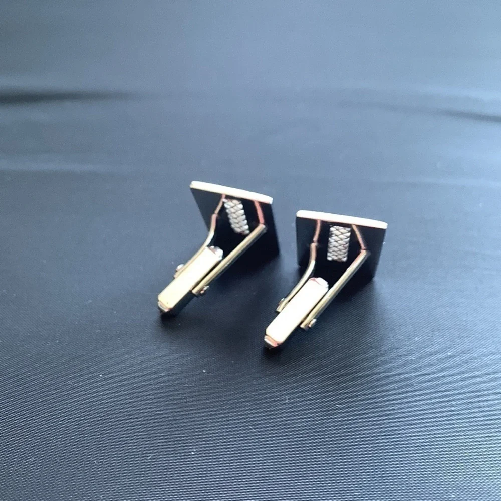 Cuff Links Anson patented pending dated back to 1940  latice work pattern silver
